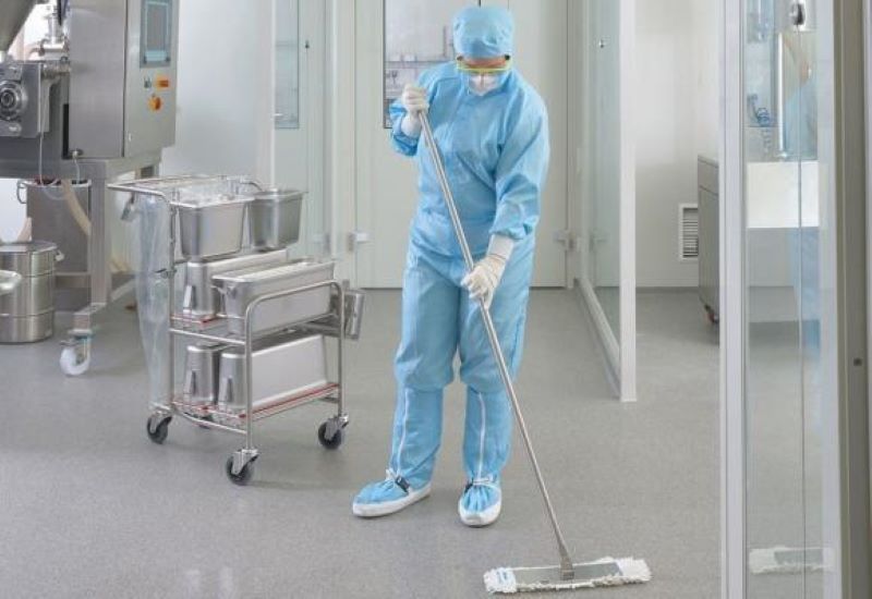 Санитар/Санитарка