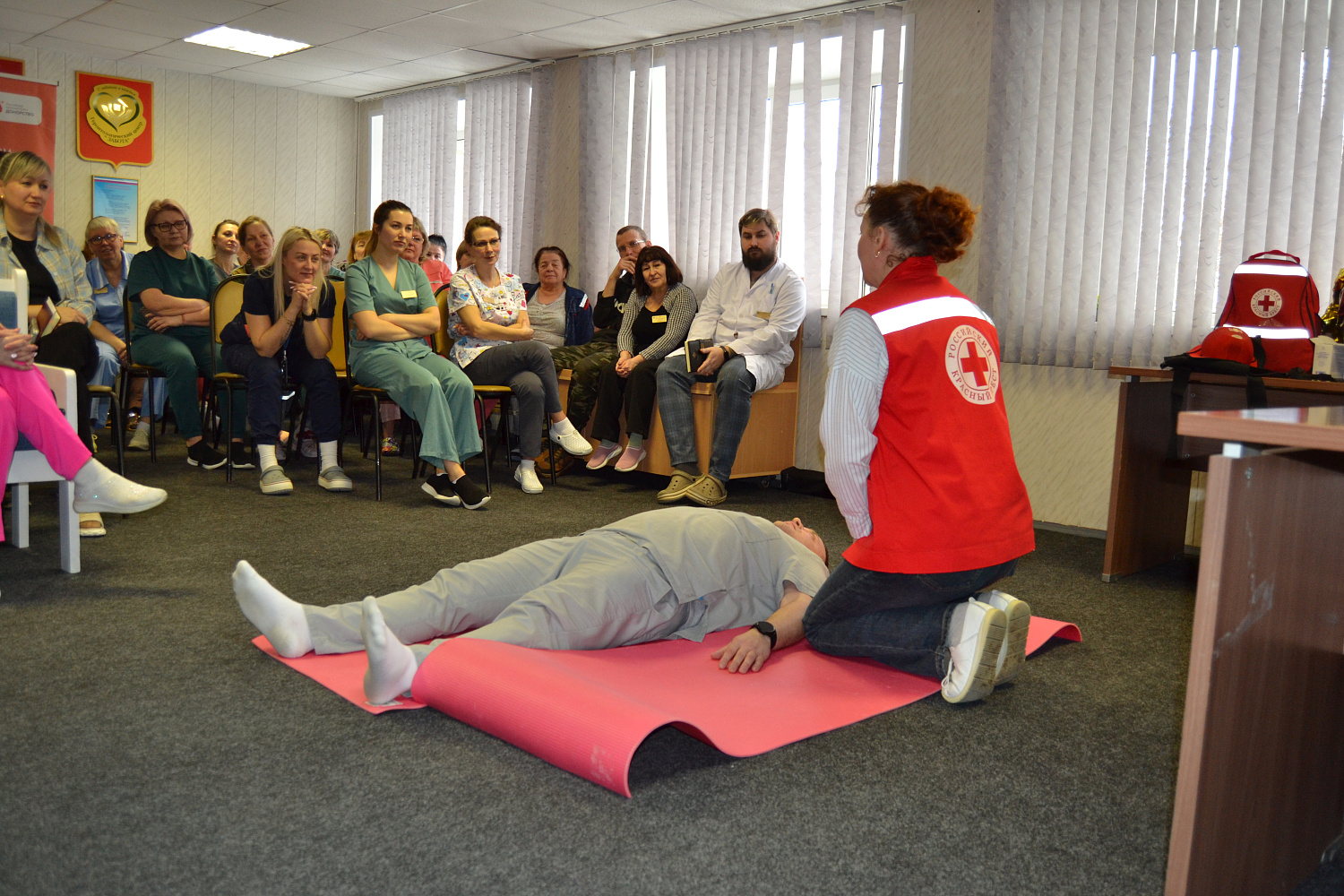 Забота о тех, кто заботится: обучение сотрудников ОГАУСО «Геронтологический центр «Забота»